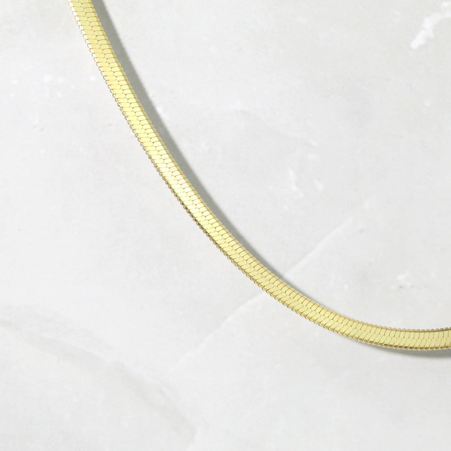 Fiskbenshalsband - 3mm guld